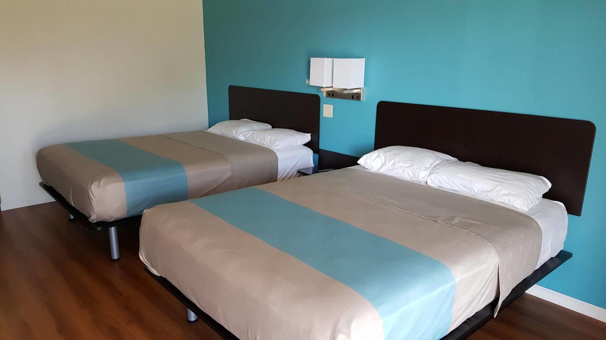 Oyo Hotel Deridder Hwy 171 North Ngoại thất bức ảnh